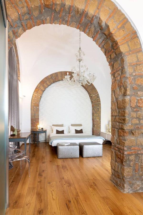 Appartamento [Colosseo] Loft con Jacuzzi Roma Esterno foto
