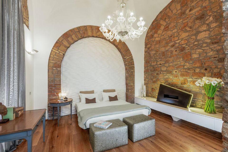 Appartamento [Colosseo] Loft con Jacuzzi Roma Esterno foto
