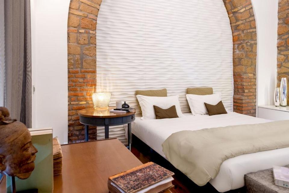 Appartamento [Colosseo] Loft con Jacuzzi Roma Esterno foto
